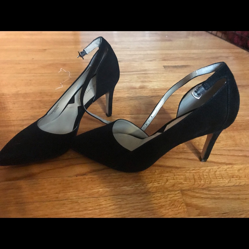 Adrienne vittadini suede pumps